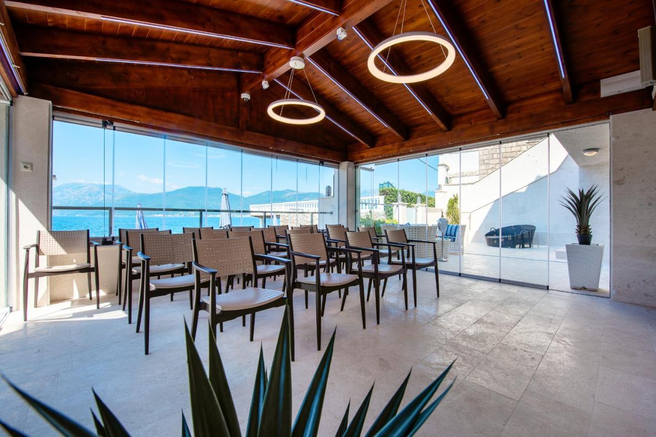 Santorini Apart Крашичі Екстер'єр фото