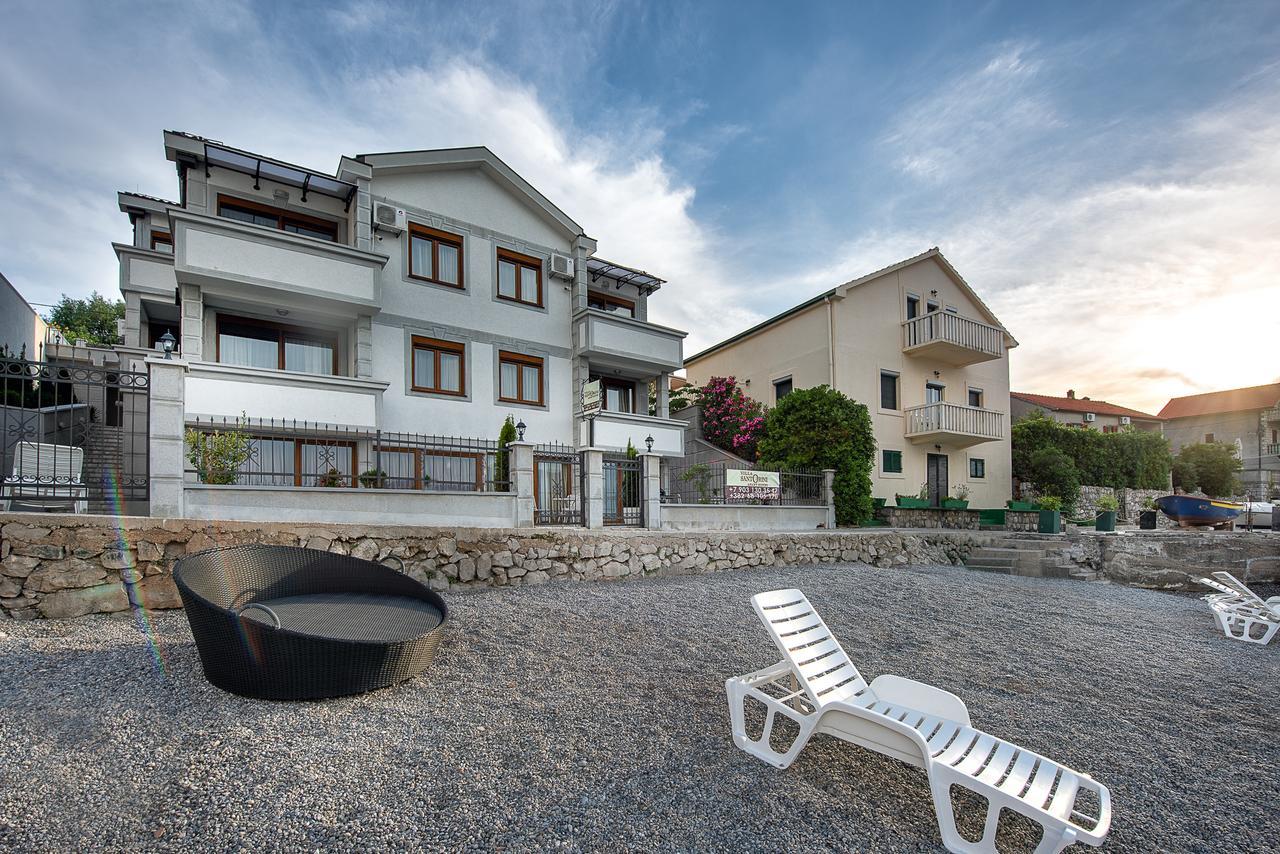 Santorini Apart Крашичі Екстер'єр фото